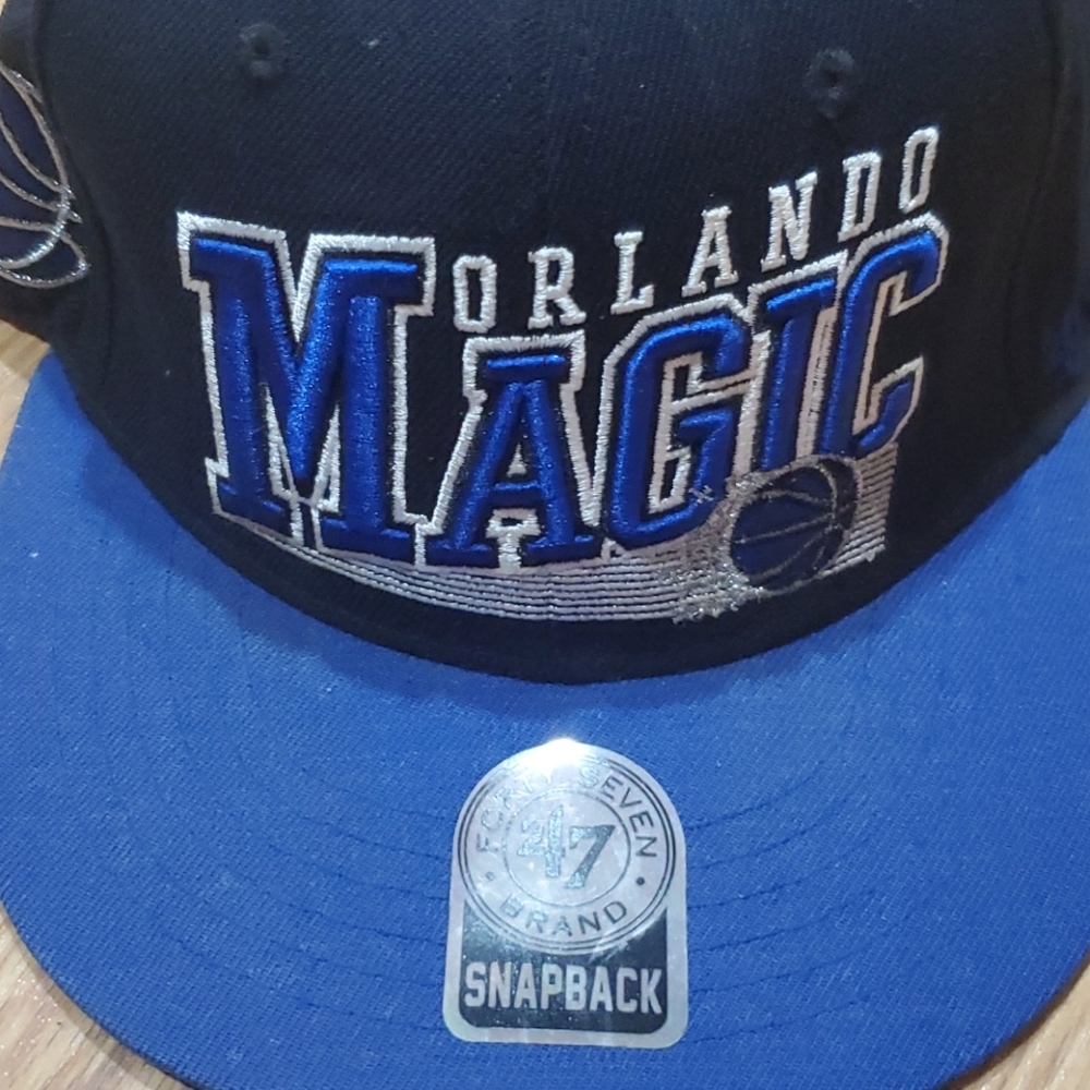 Magic Snapback - image 1